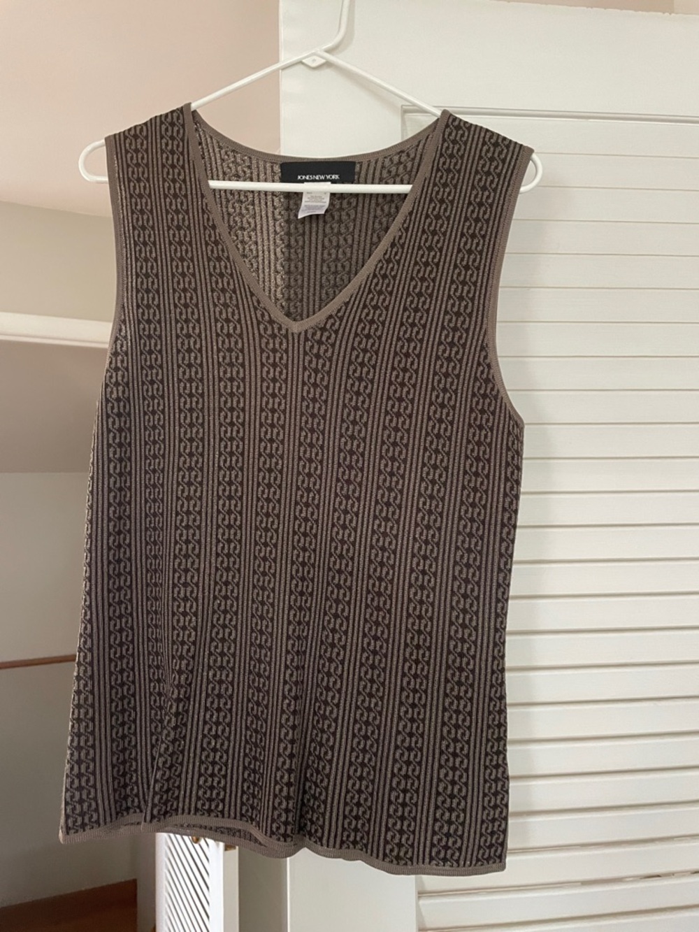 Jones New York Brown Patterned V-Neck Knit Tank